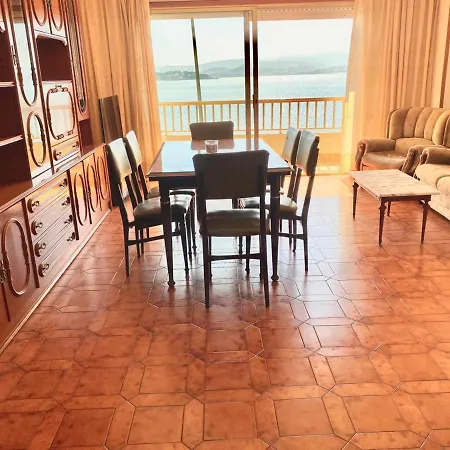 Apartment - 3 Bedrooms With Sea Views - 09597 Портоново